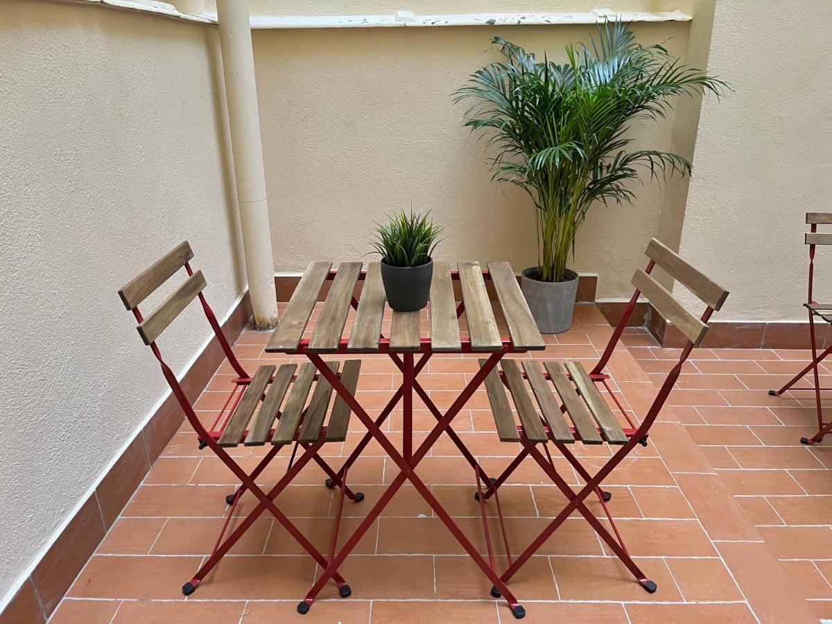 Domus Avi - Guest House Roma Exterior foto